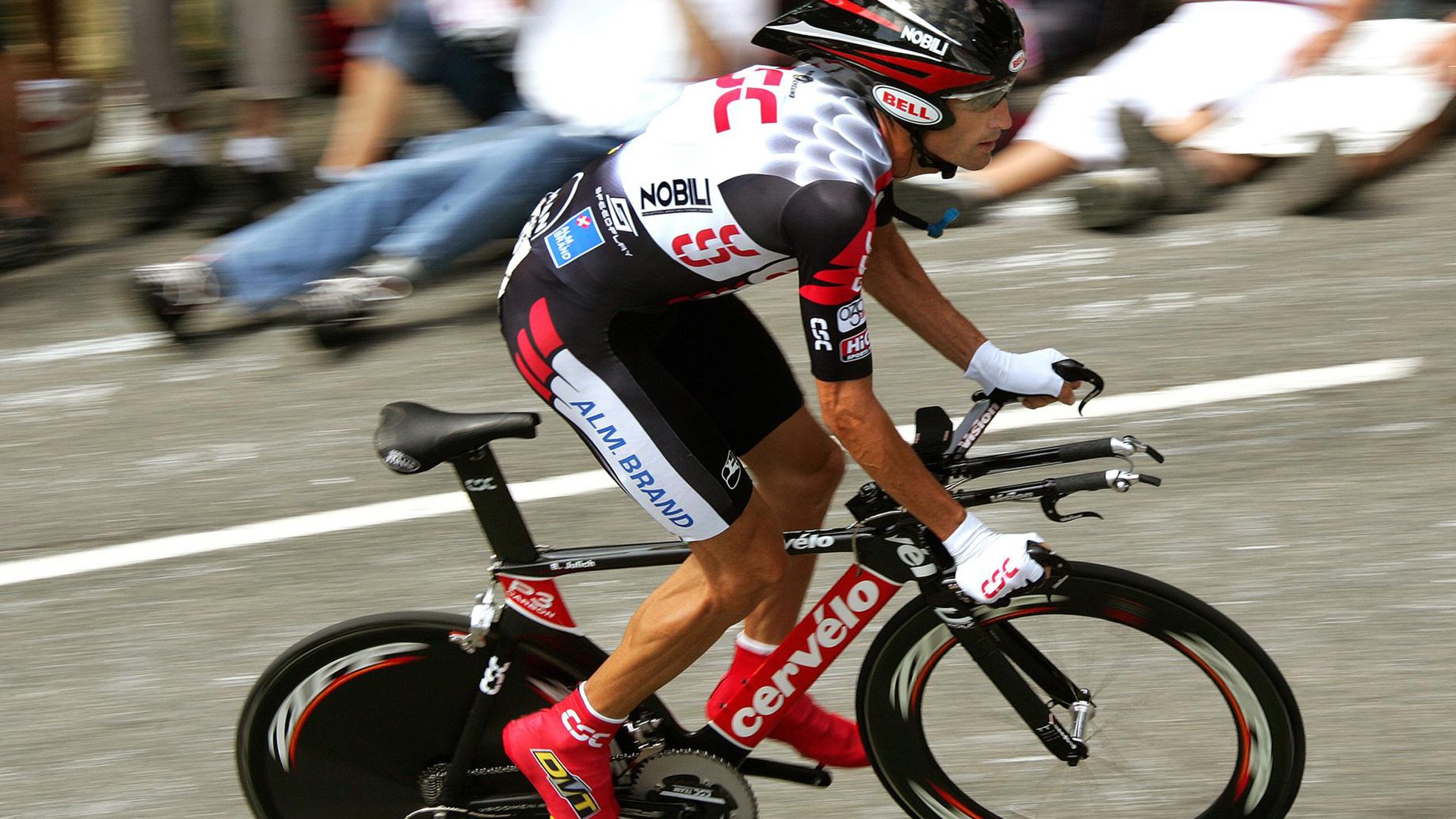 切尔西在主场3-0完胜，战术变化成关键因素，切尔西2_0