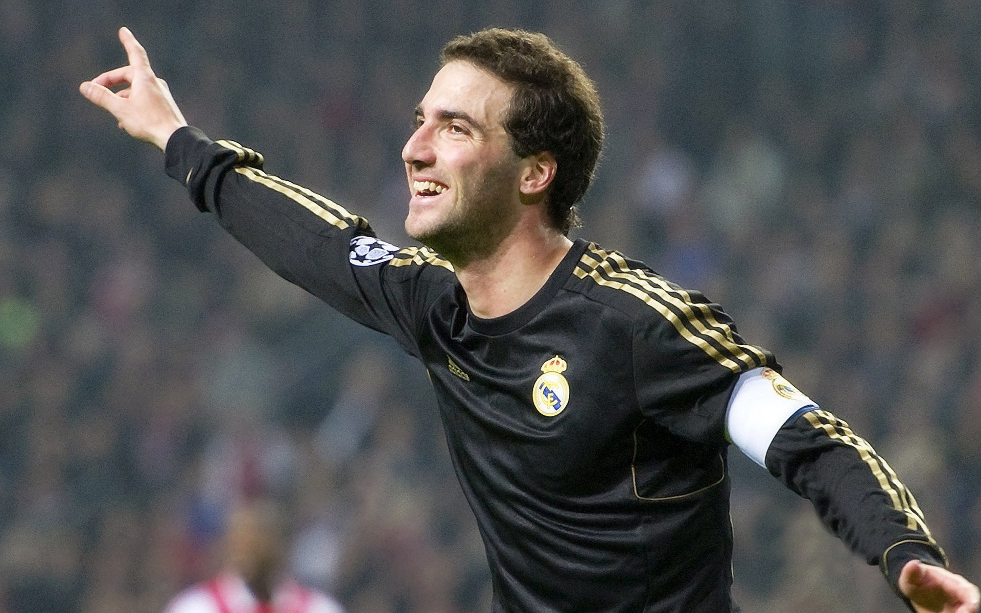 摩洛哥马术协会设立“Sinjska Alka”奖学金,支持传统马术研究。