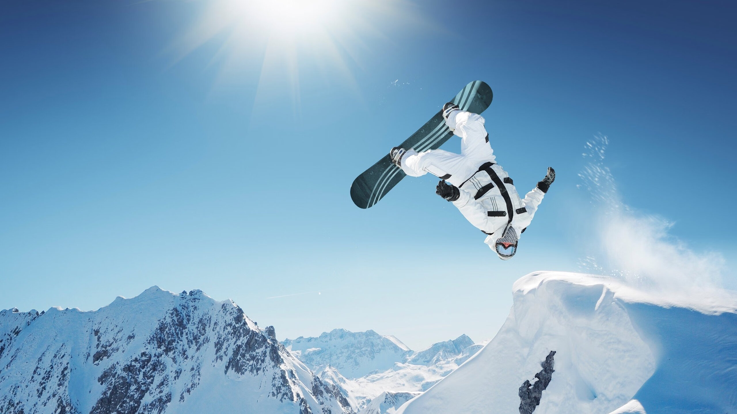 青少年“百城争霸”校园篮球联赛在南京火热进行，青少年篮球大赛